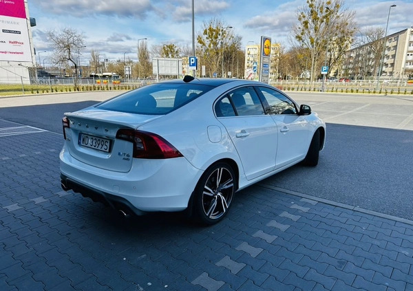 Volvo S60 cena 82790 przebieg: 88000, rok produkcji 2017 z Warszawa małe 301